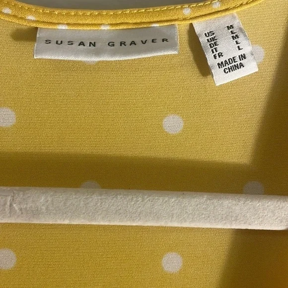 𝅺susan Graver Women’s Yellow Blouse Size Medium - Picture 3 of 6